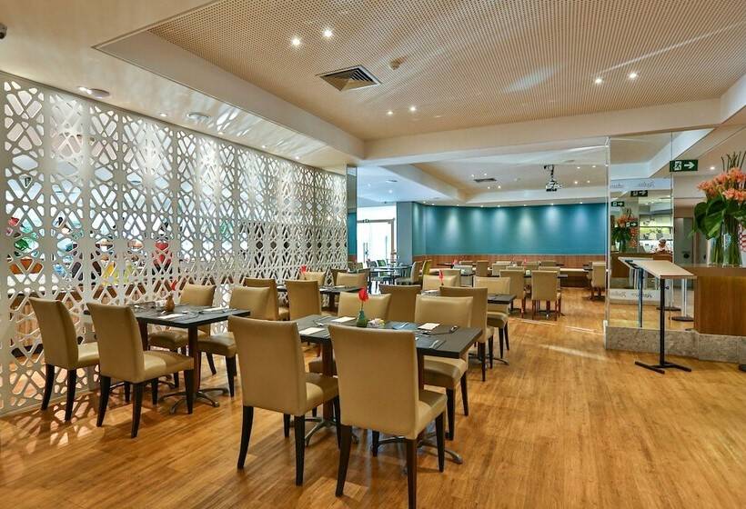 בית מלון כפרי Radisson Recife