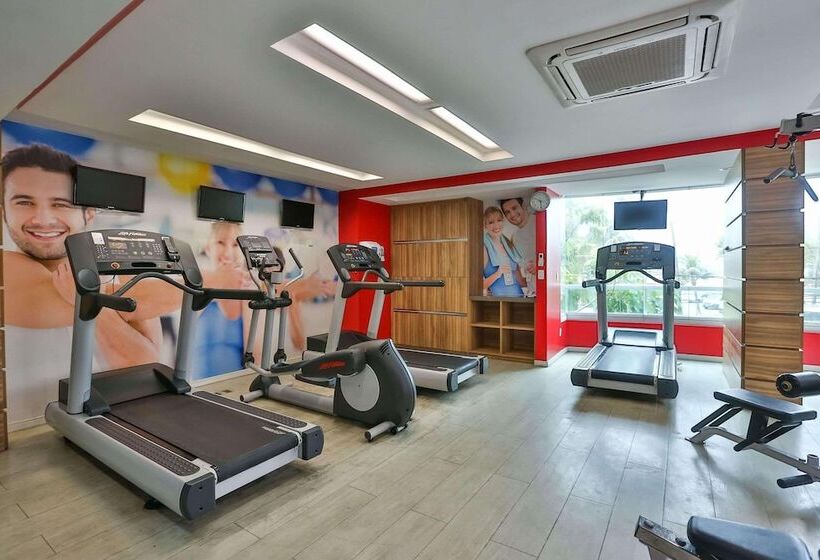 בית מלון כפרי Radisson Recife