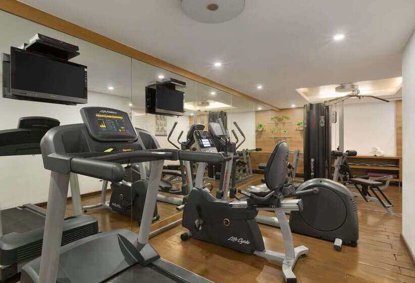 酒店 Ramada Chennai Egmore