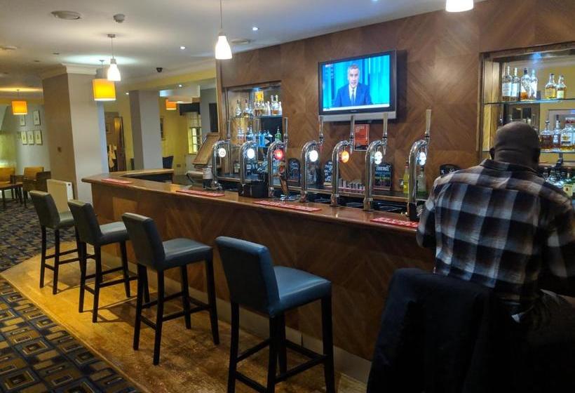 هتل Ramada By Wyndham Loughborough