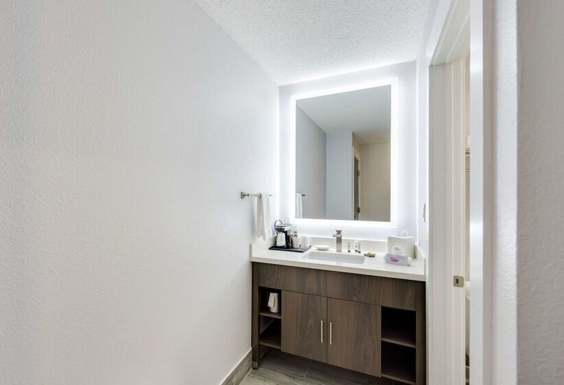 فندق Red Lion Inn & Suites Grants Pass