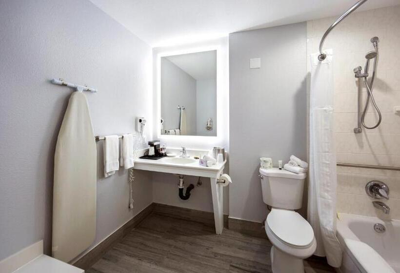 فندق Red Lion Inn & Suites Grants Pass