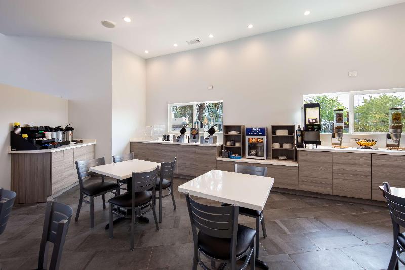 Отель Red Lion Inn & Suites Grants Pass