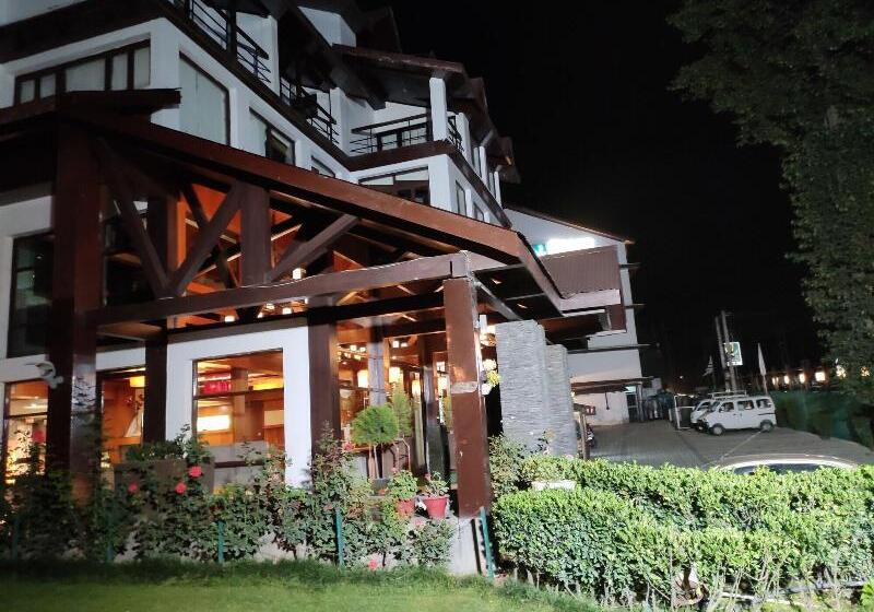 هتل Renest River Country Resort Manali
