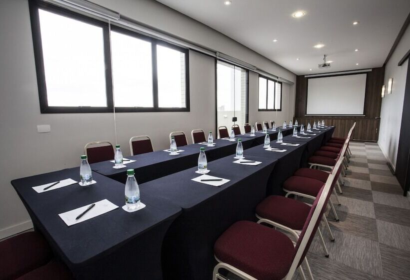 Rio Hotel By Bourbon Curitiba