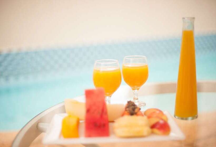 Royal Golden Hotel   Savassi