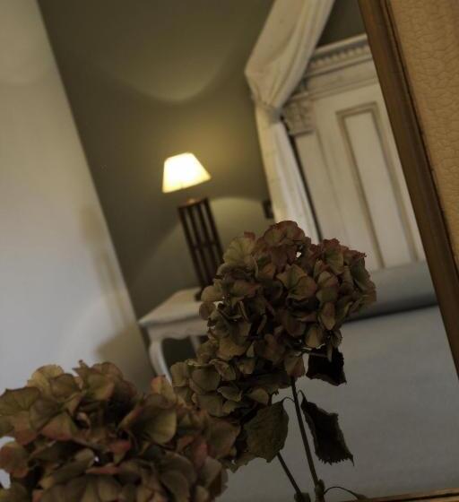 בית מלון כפרי Posada La Robleda