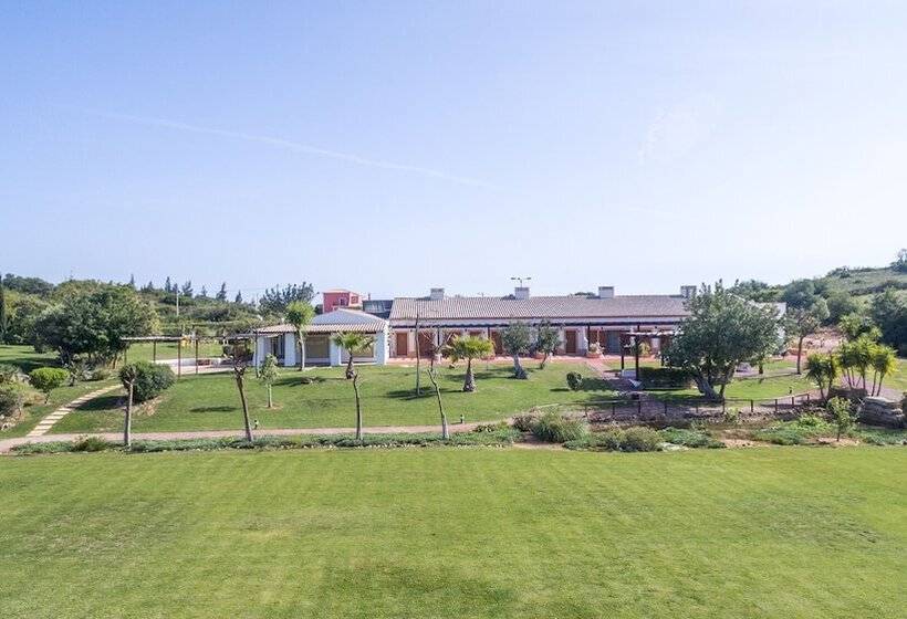 Сельский отель Quinta Dos Poetas Nature Hotel & Apartments