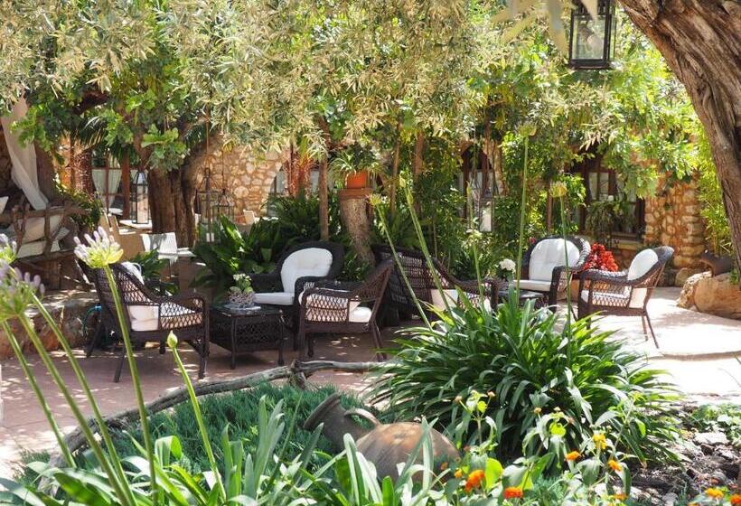 교외 호텔 Son Mercadal