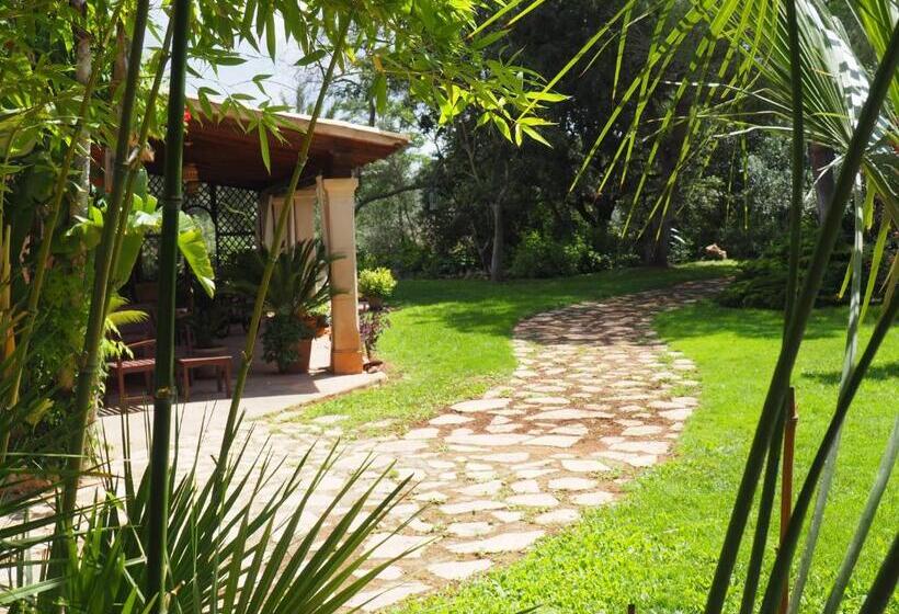 교외 호텔 Son Mercadal