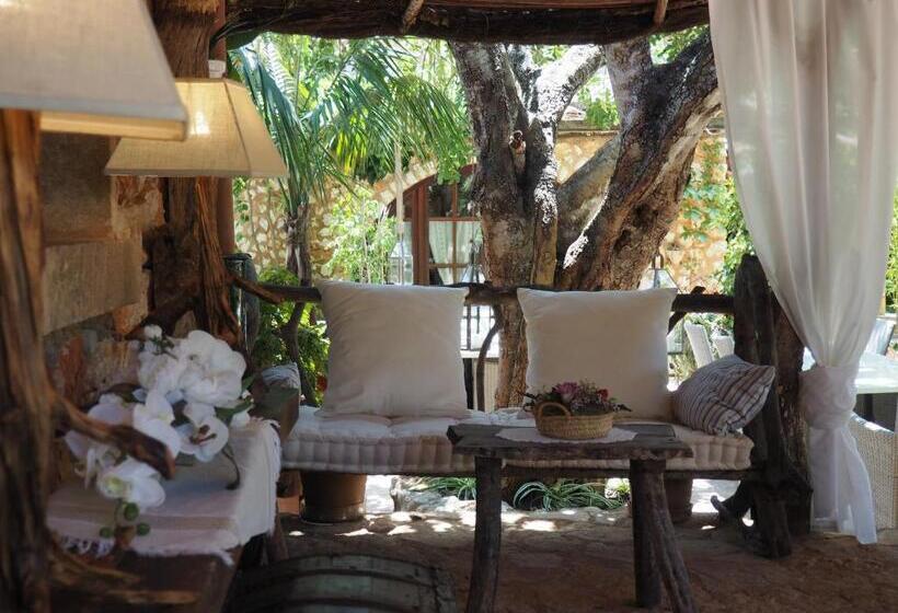 교외 호텔 Son Mercadal