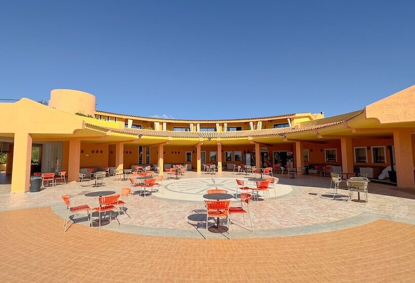 Отель Sant Elmo Beach