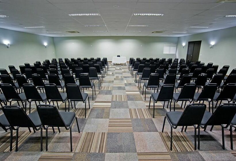 호텔 Slaviero Executive Pinhais