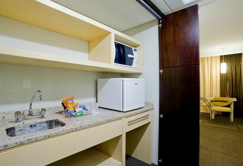 فندق Slaviero Executive Pinhais