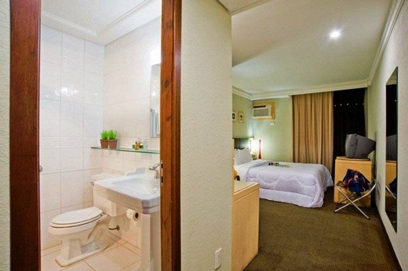 Отель Slaviero Executive Pinhais