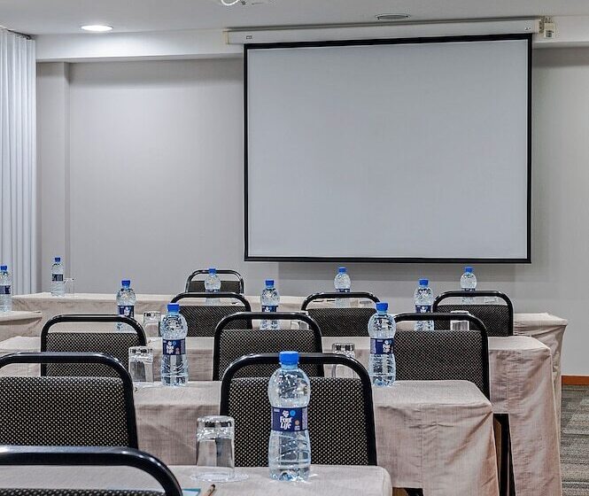 酒店 Slim Curitiba Alto Da Xv