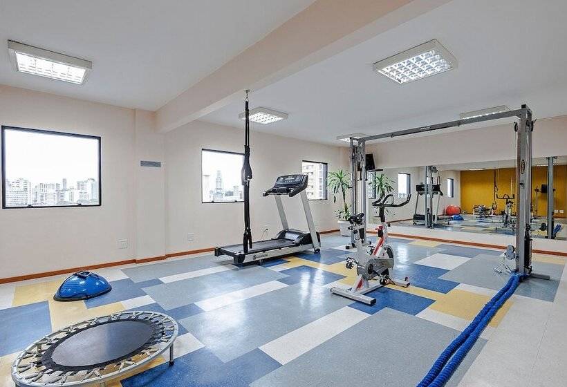 酒店 Slim Curitiba Alto Da Xv