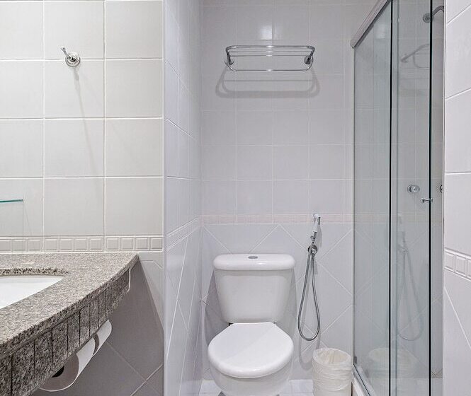 酒店 Slim Curitiba Alto Da Xv