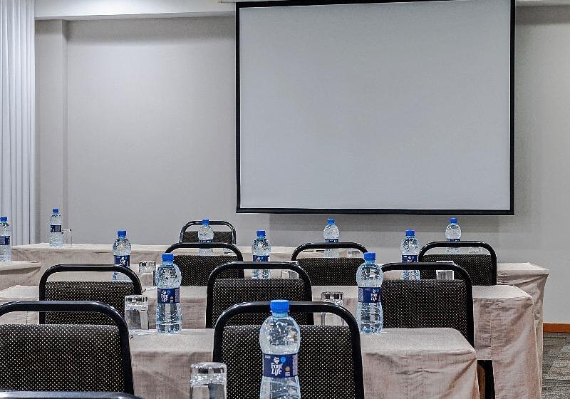 酒店 Slim Curitiba Alto Da Xv