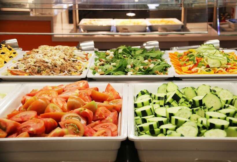 ホテル Victoria Menorca +16   New Opening