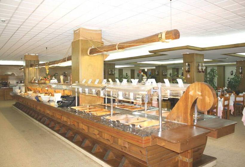 ホテル Victoria Menorca +16   New Opening