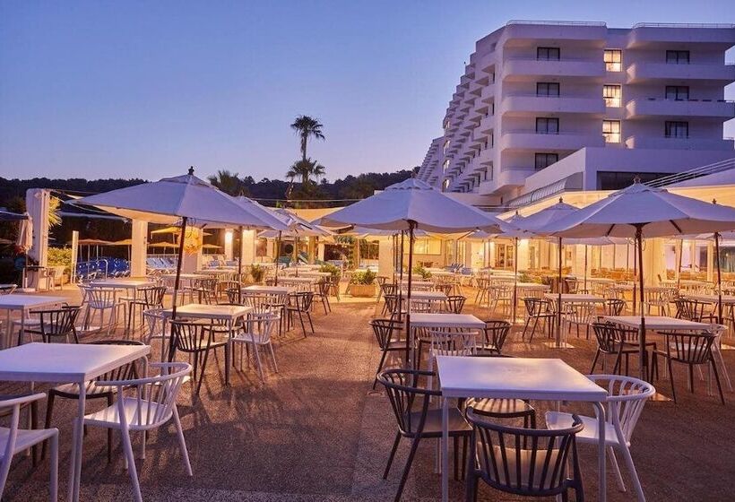 ホテル Victoria Menorca +16   New Opening