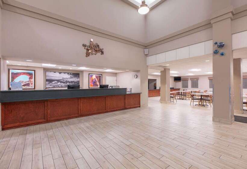 فندق Super 8 By Wyndham Page/lake Powell