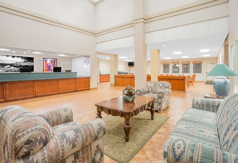 فندق Super 8 By Wyndham Page/lake Powell