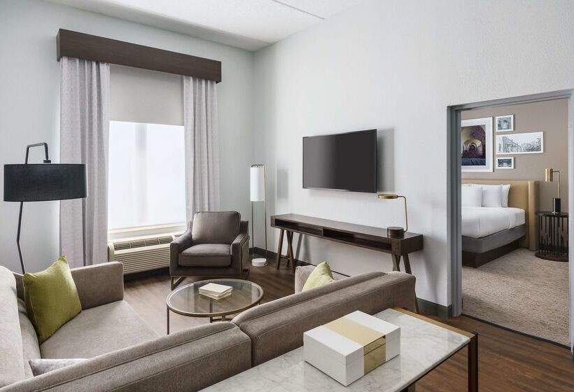 هتل The Bluff Savannah Historic, Tapestry Collection By Hilton