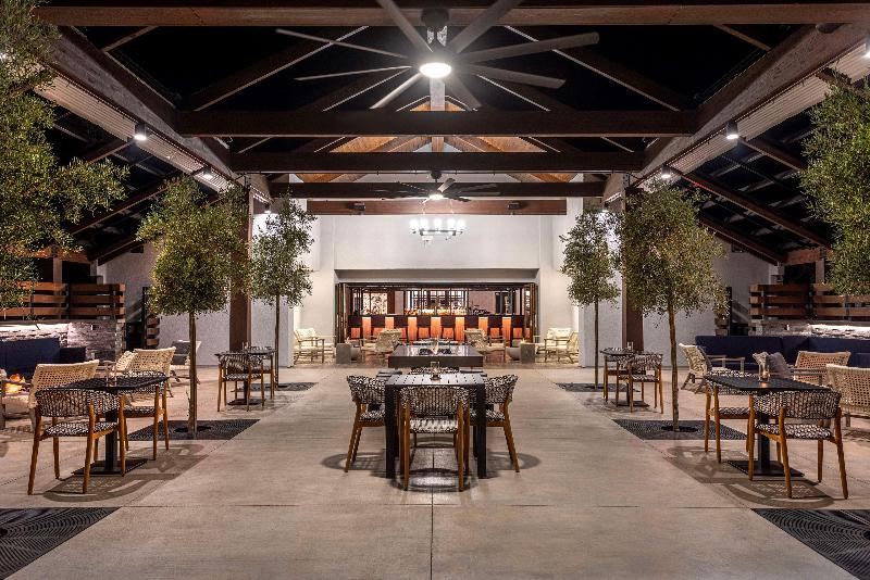 ホテル The Hadsten Solvang, Tapestry Collection By Hilton