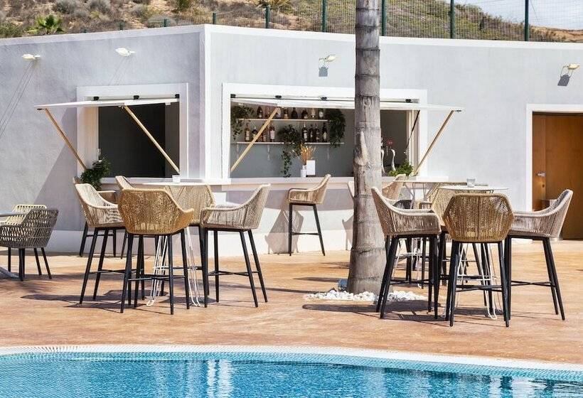 هتل The Level At Melia Villaitana