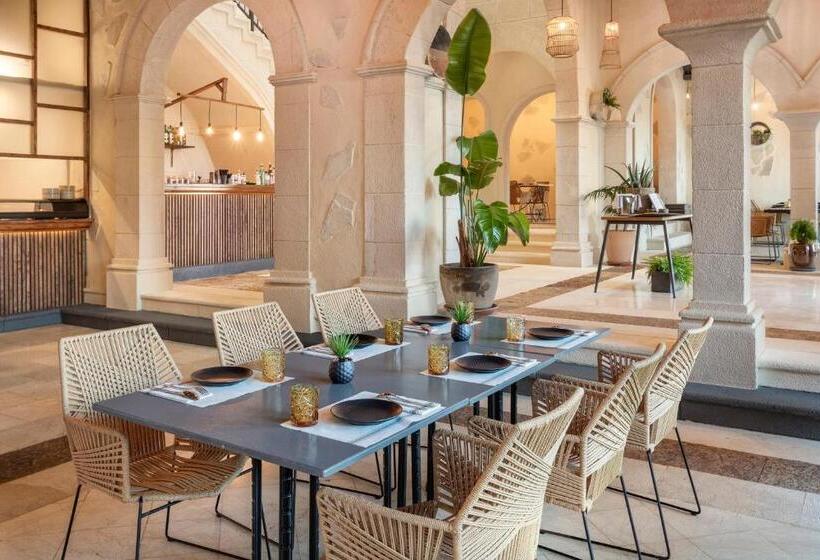 هتل The Level At Melia Villaitana