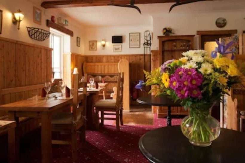 Отель The Old Inn