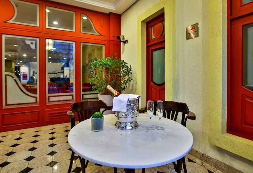 Отель Transamerica Executive Curitiba Batel