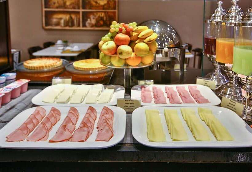 Отель Transamerica Executive Curitiba Batel