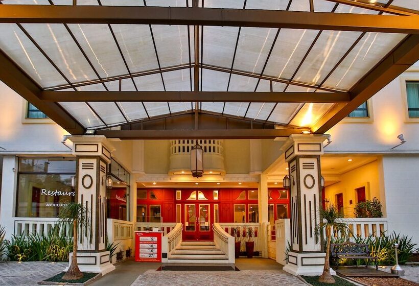 Отель Transamerica Executive Curitiba Batel