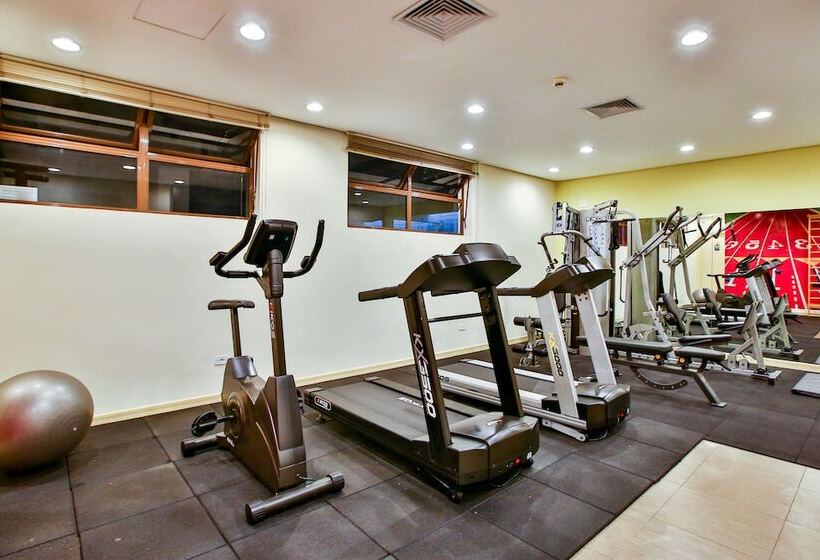 Отель Transamerica Executive Curitiba Batel