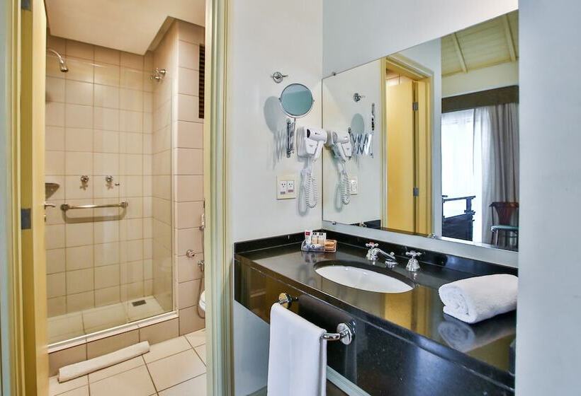 Отель Transamerica Executive Curitiba Batel