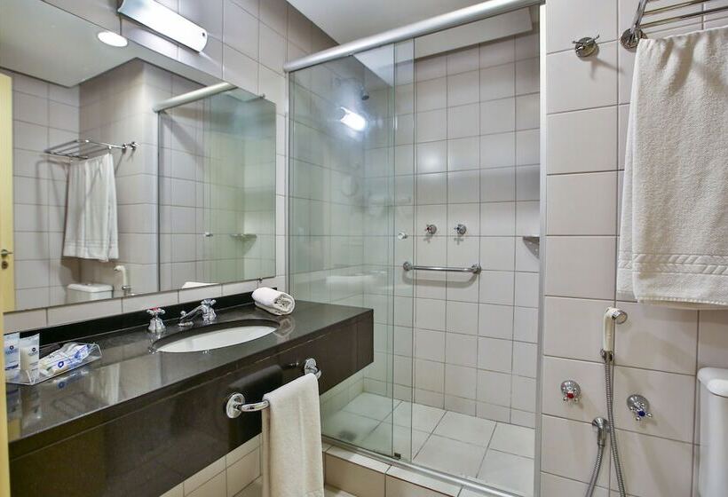 Отель Transamerica Executive Curitiba Batel