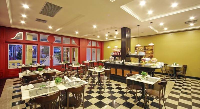 Отель Transamerica Executive Curitiba Batel