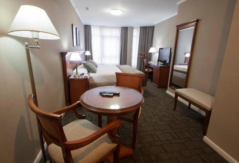 هتل Tucuman Center Suites&business