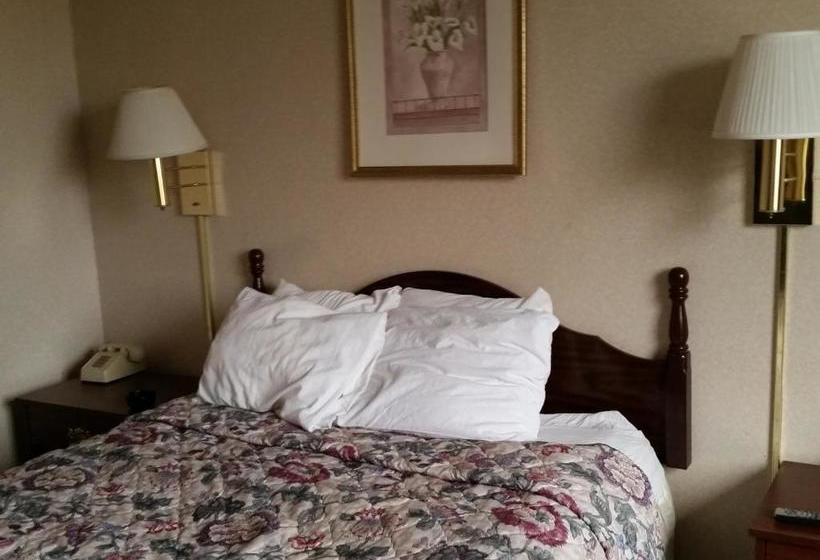 University Hotel & Suites