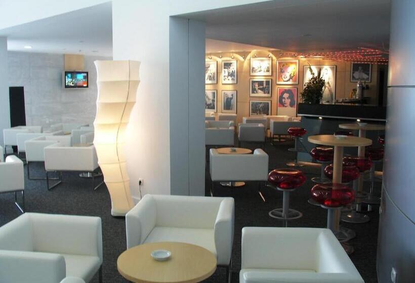 Отель Vip Executive Azores