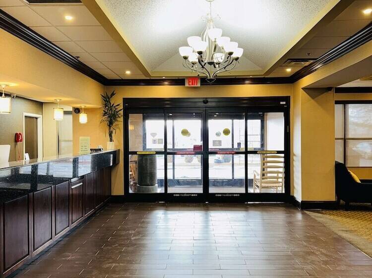 فندق Vista Suites Near Leconte Convention Center