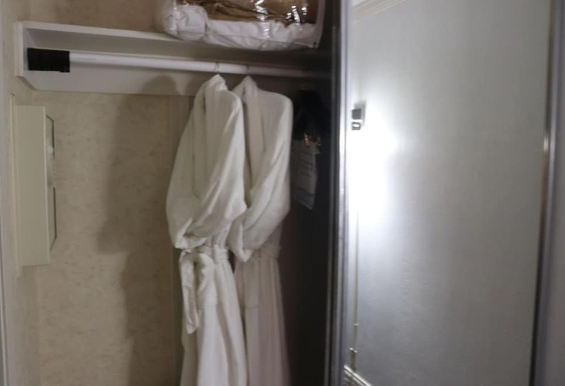 فندق Uptown Oasis San Jose Airport