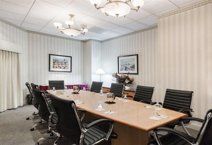 فندق Uptown Oasis San Jose Airport