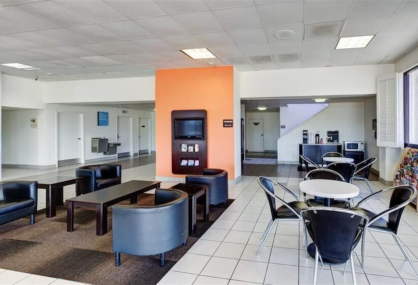 מוטל Executive Inn & Suites