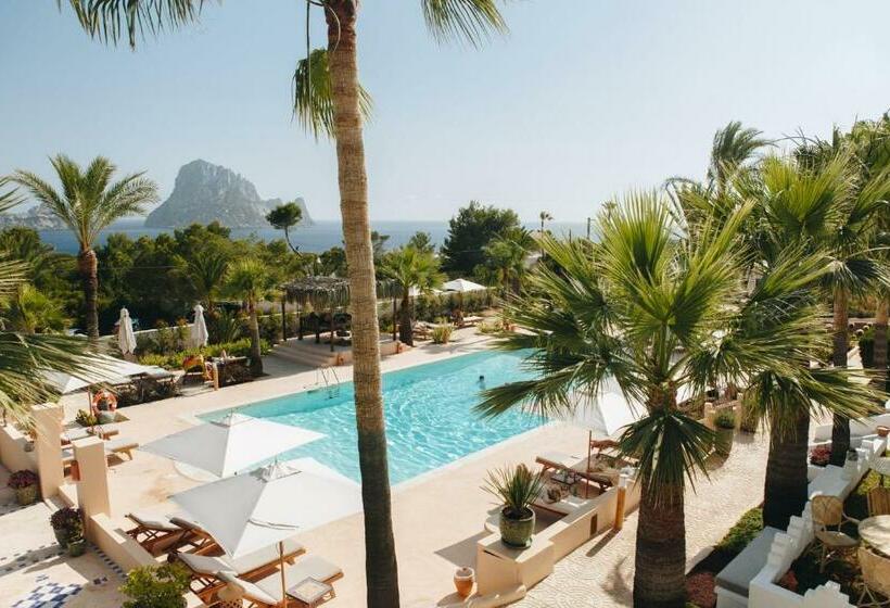 Petunia Ibiza  Adults Only