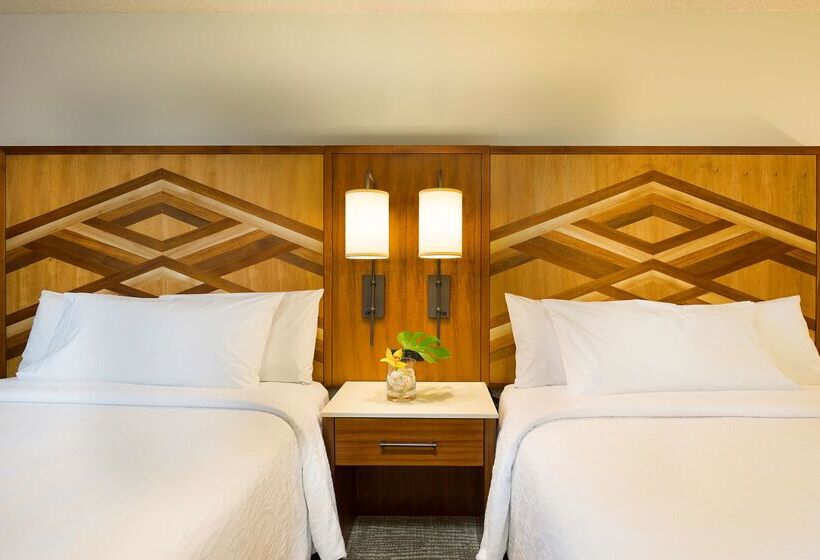 استراحتگاه Hilton Garden Inn Kauai Wailua Bay