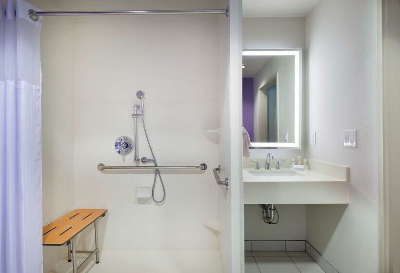 استراحتگاه Hilton Garden Inn Kauai Wailua Bay